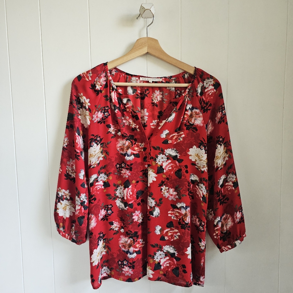 ☆ VIOLET & CLAIRE Red Floral Split-neck Blouse
